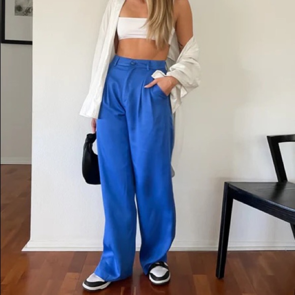 NWOT Blue trouser pants